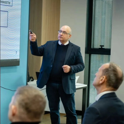 Директор ЦНТИ РТ Арсен Савва принял участие в ключевом совещании ВОИР