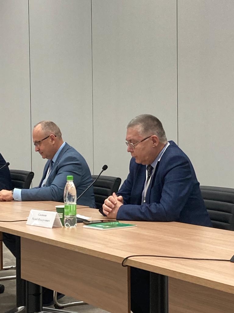 
21 сентября проведена бизнес-сессия «Китай: новые рынки для предпринимателей» на форуме Kazan Digital Week – 2023
