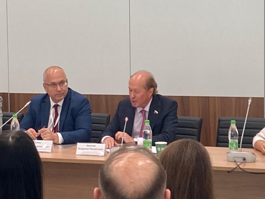 
В рамках Kazan Digital Week 2024 состоялся круглый стол «Цифровые платформы для развития рынка интеллектуальной собственности»
