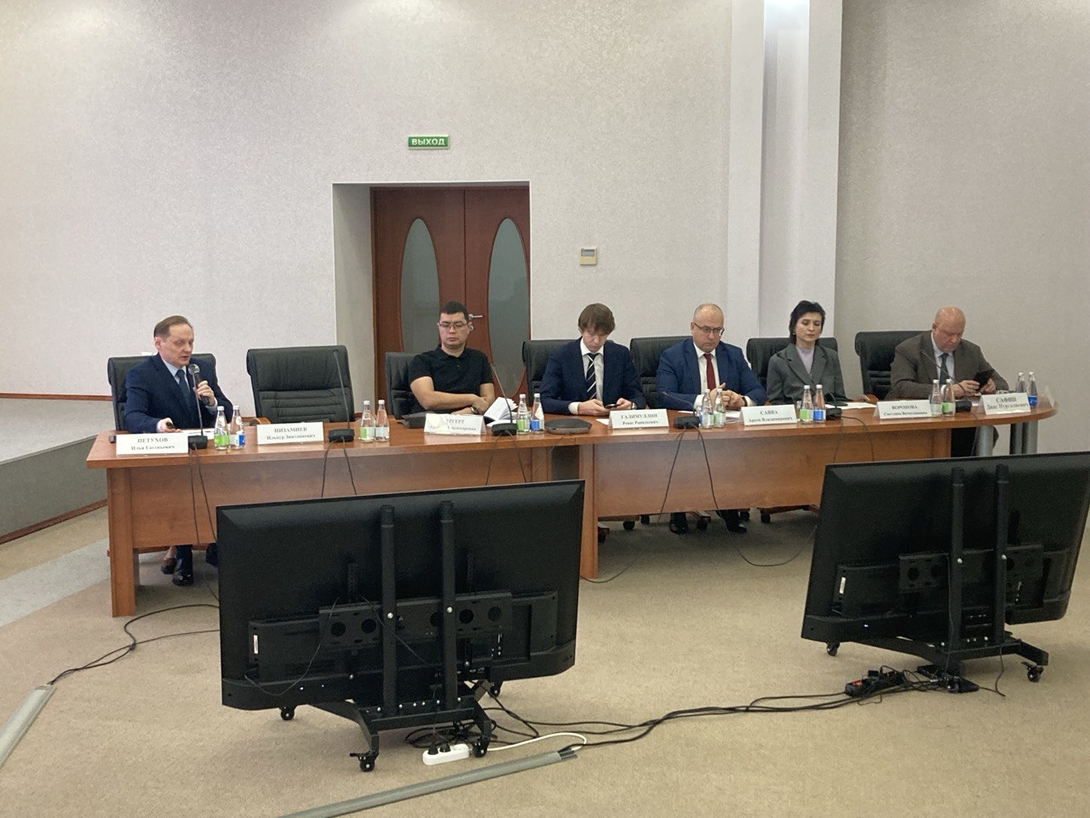 В пятницу состоялся семинар по «Экспорт технологий и услуг технического характера»